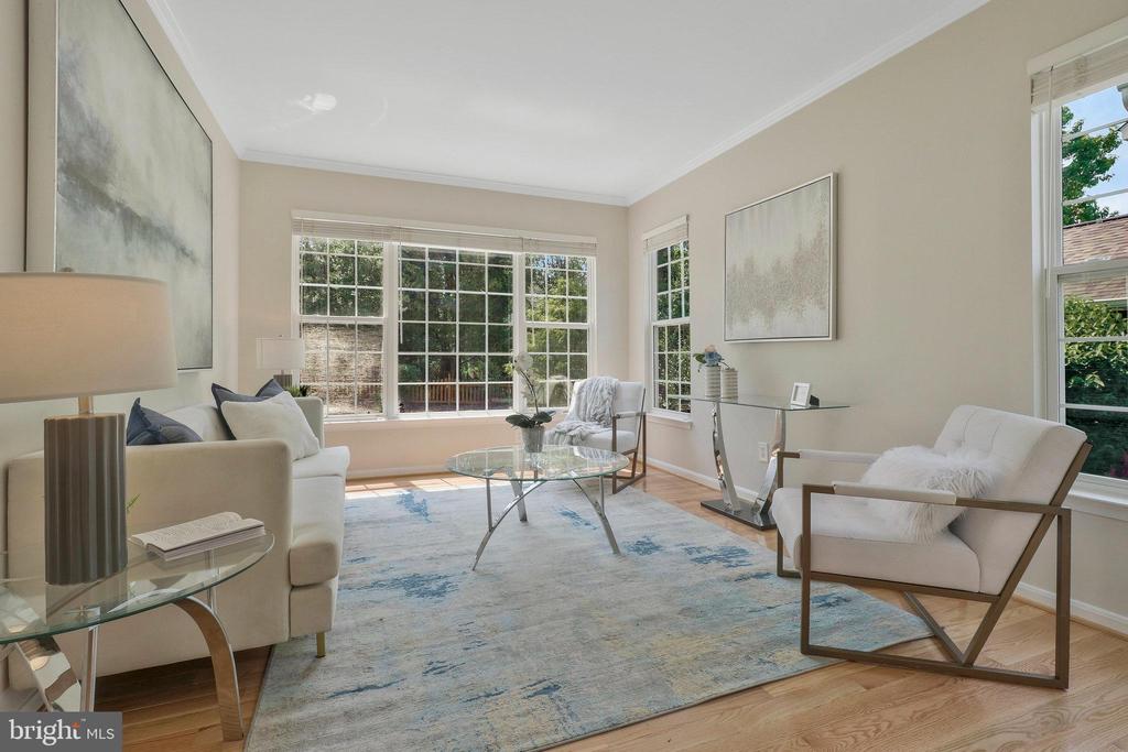 43337 Burke Dale