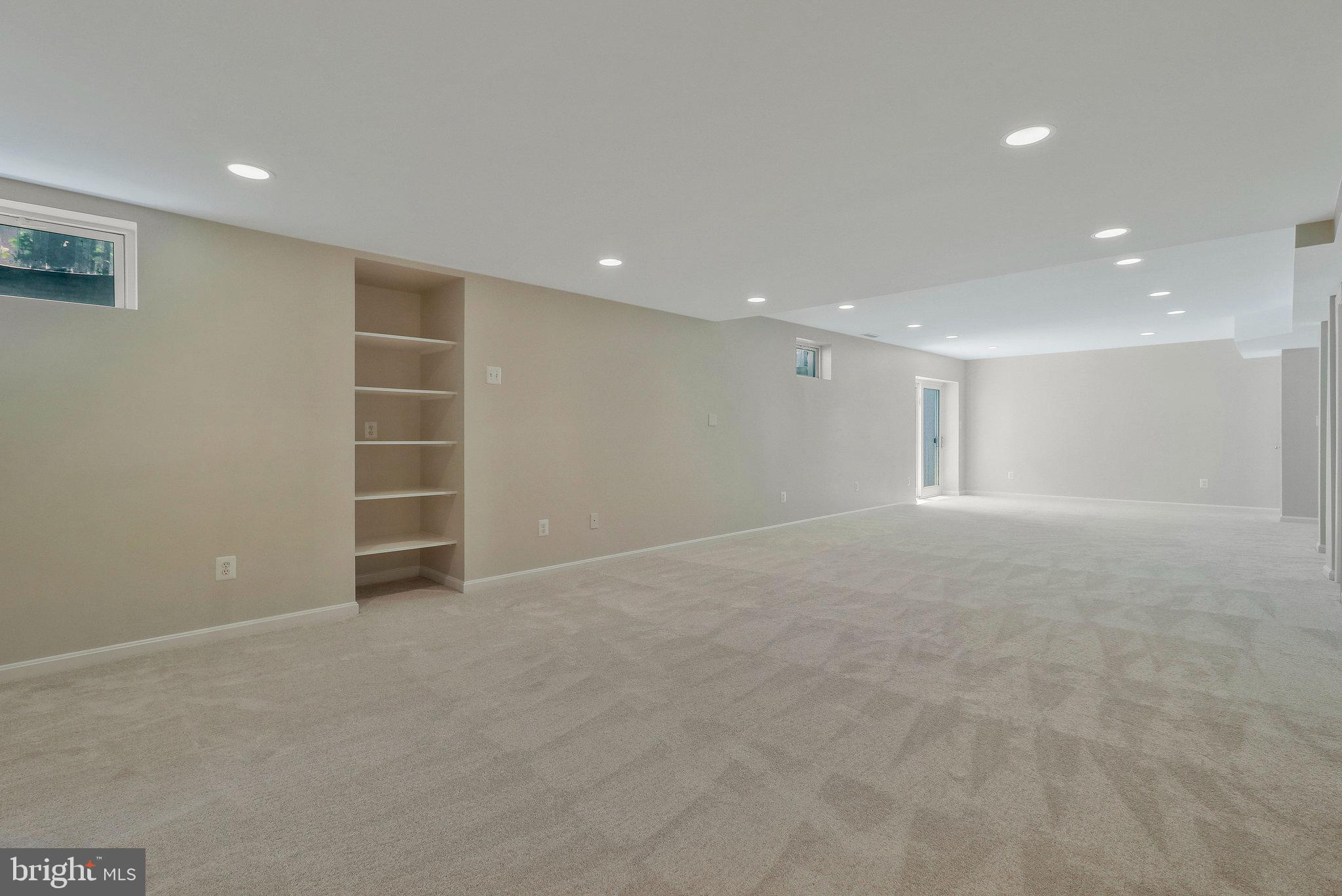 43337 Burke Dale