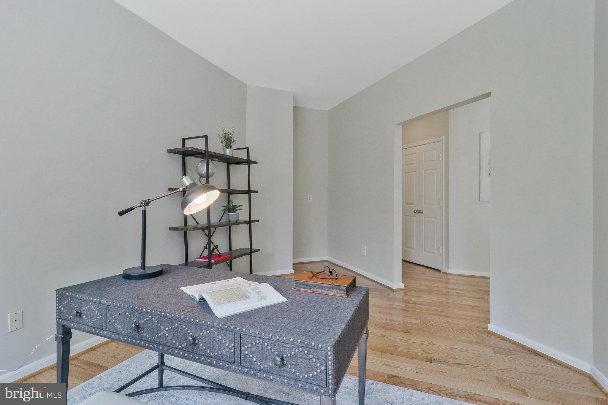43337 Burke Dale