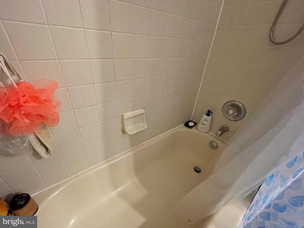102 Kirkbridge Ct
