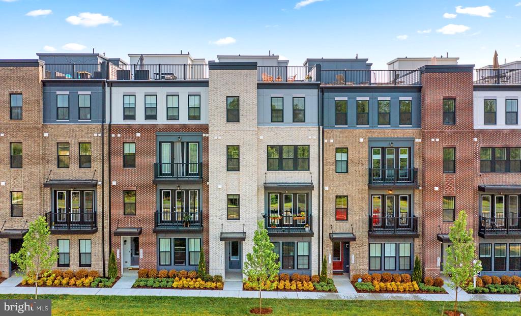 43348 Farringdon Sq
