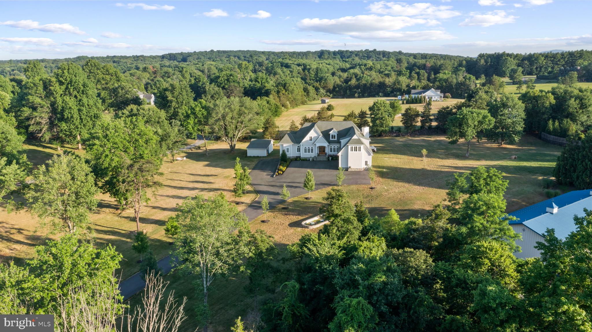19952 Gleedsville Rd
