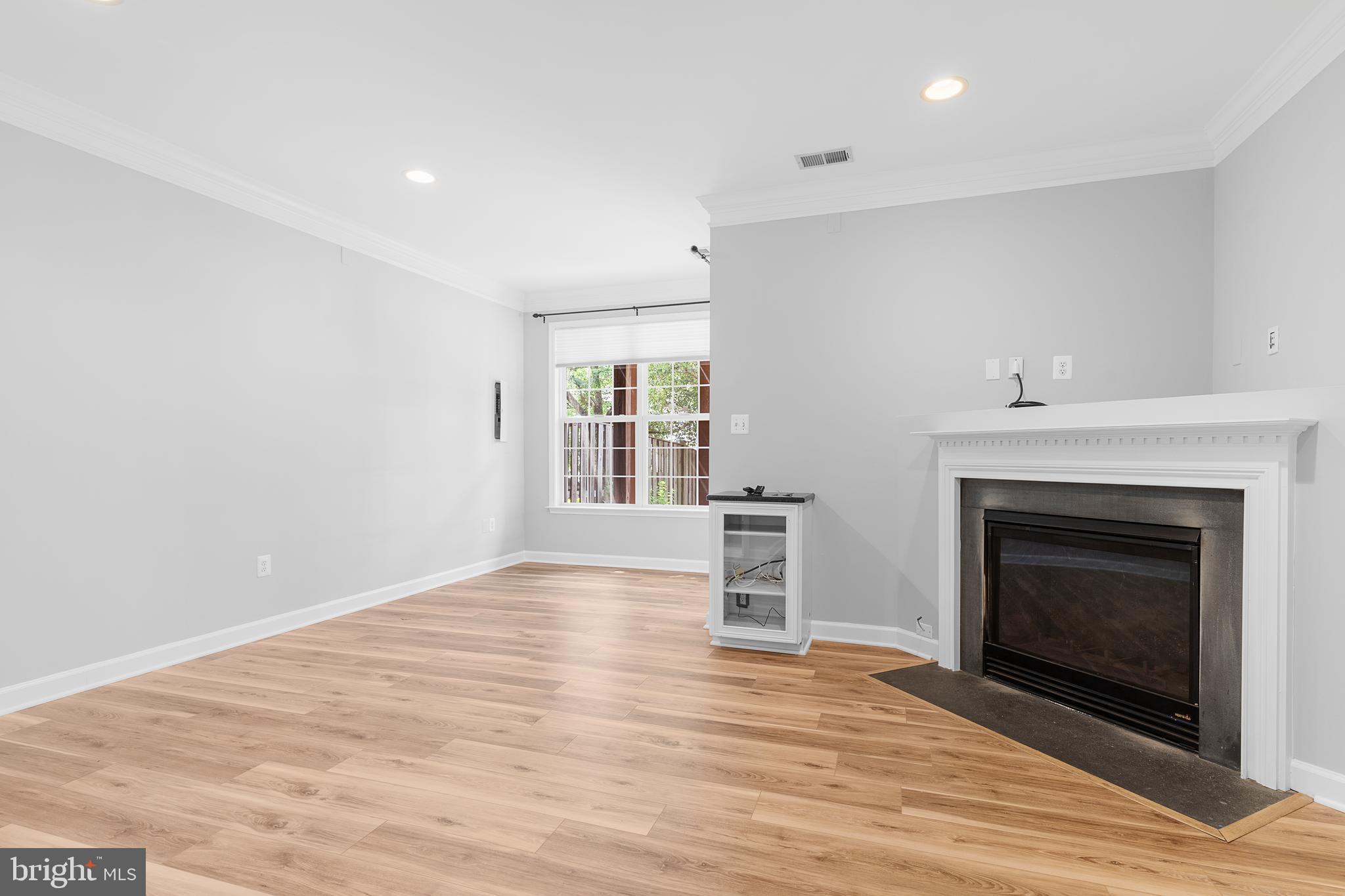 42457 MAGELLAN SQ
