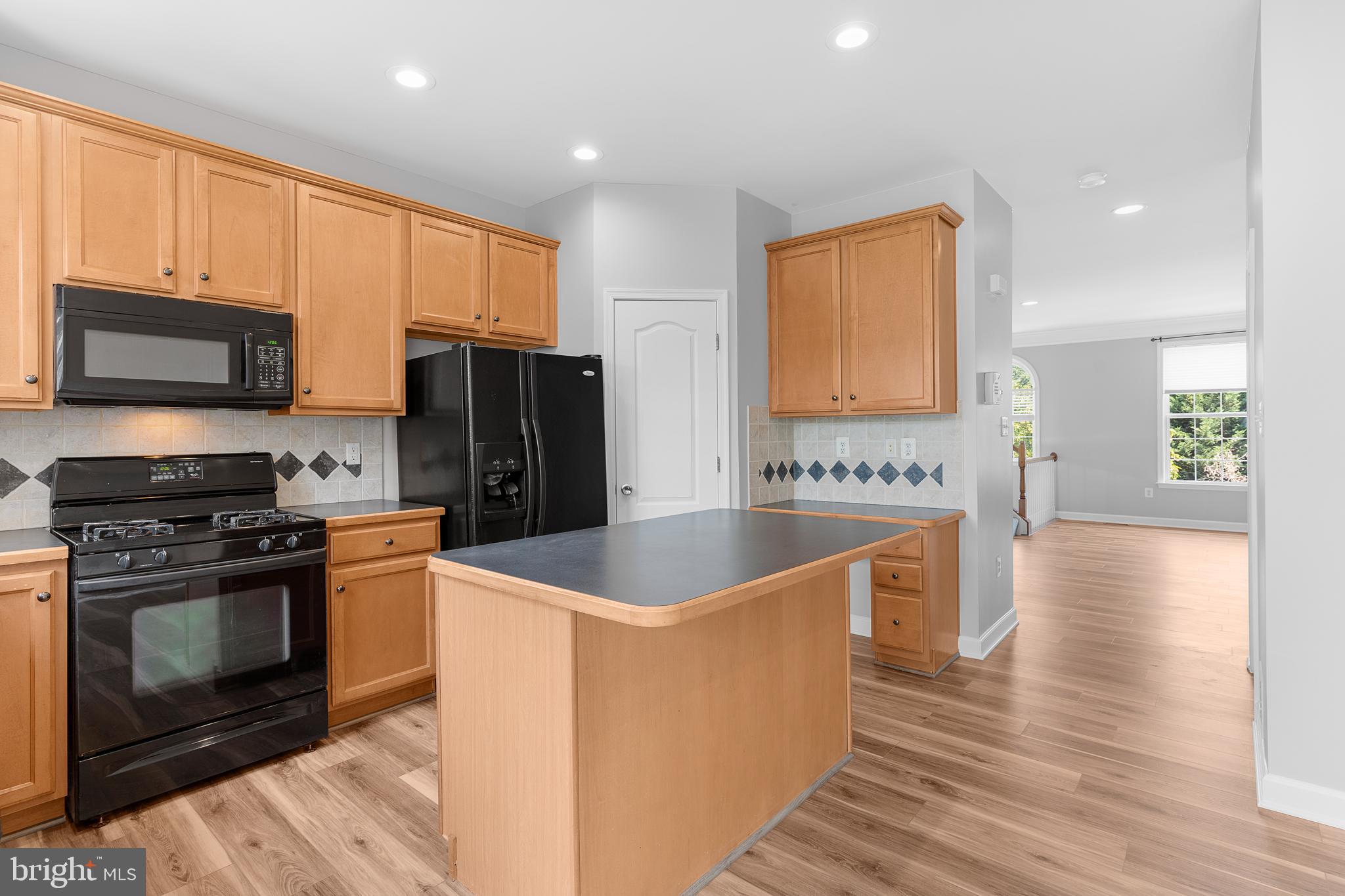 42457 MAGELLAN SQ