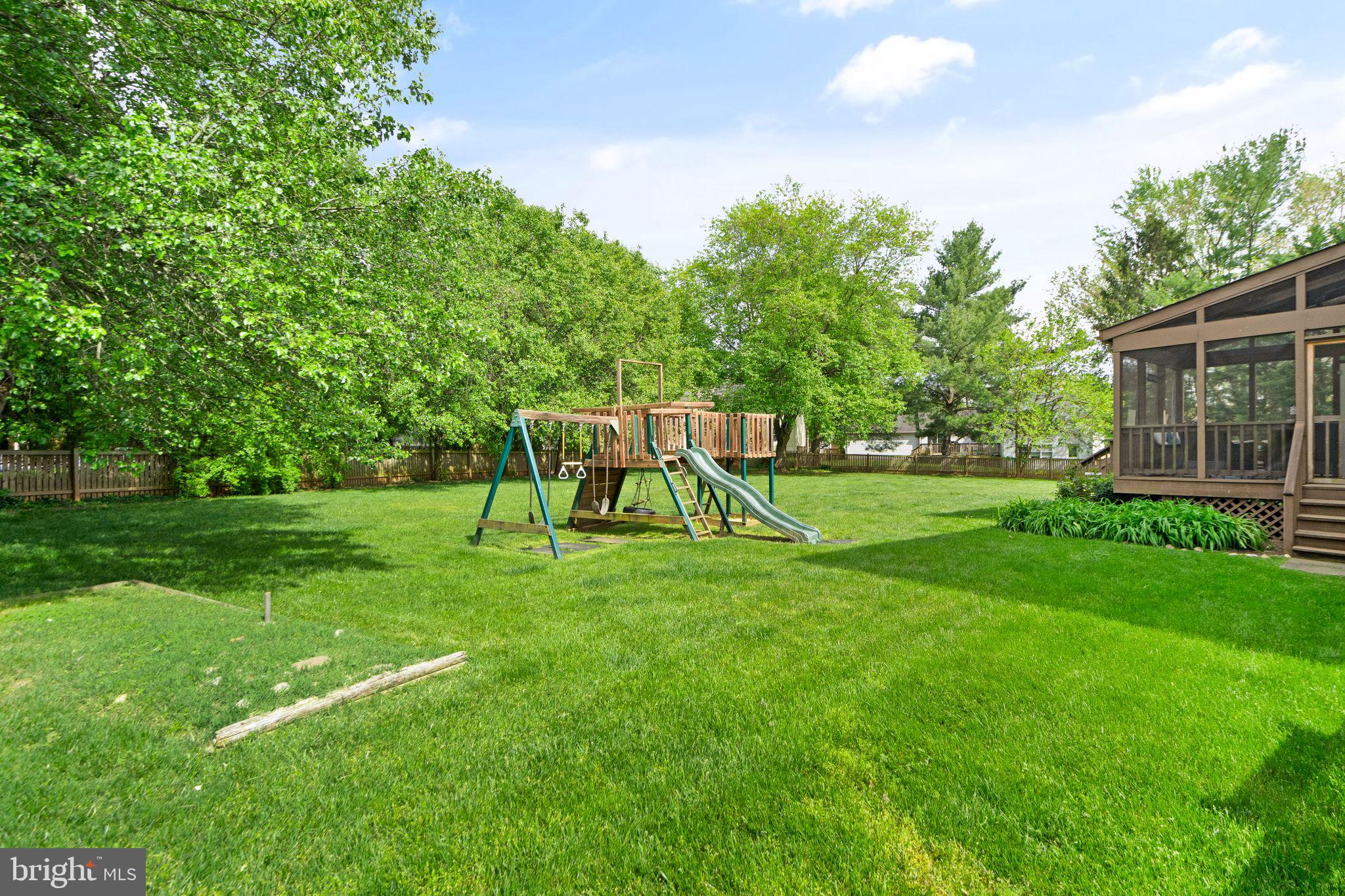 10611 Oxford Ct