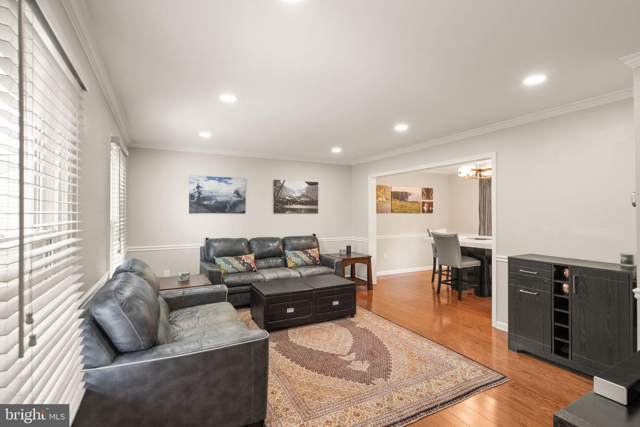 10611 Oxford Ct