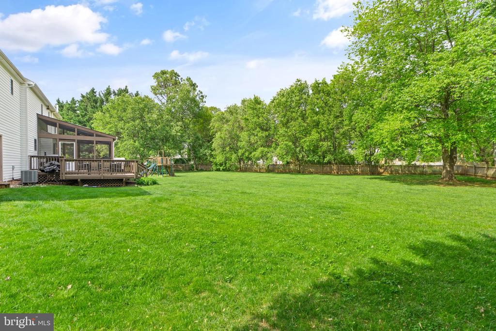 10611 Oxford Ct