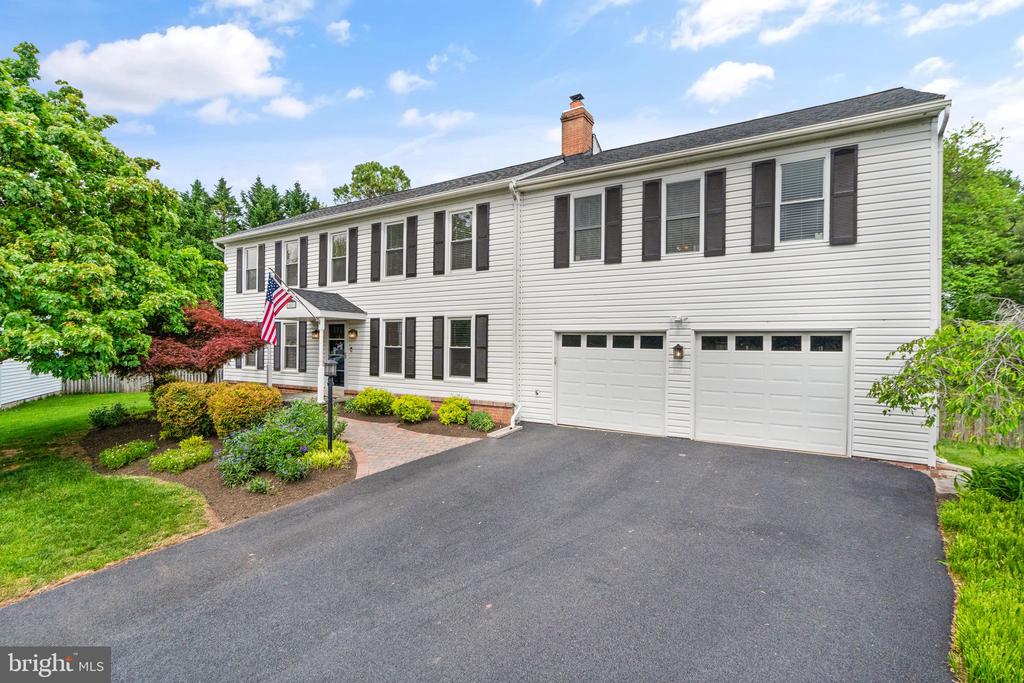 10611 Oxford Ct