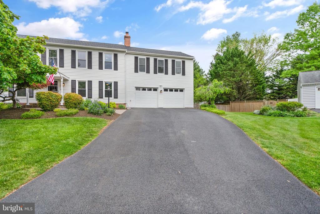 10611 Oxford Ct