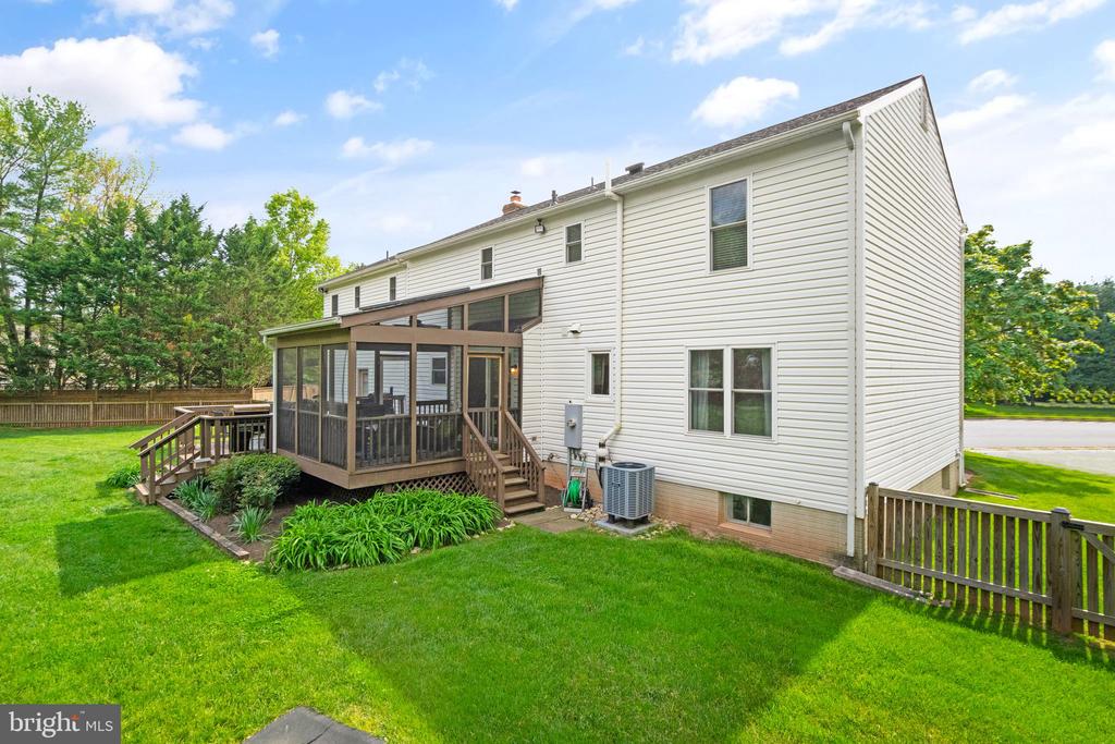 10611 Oxford Ct