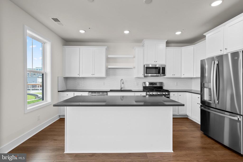 42660 Darala Dr