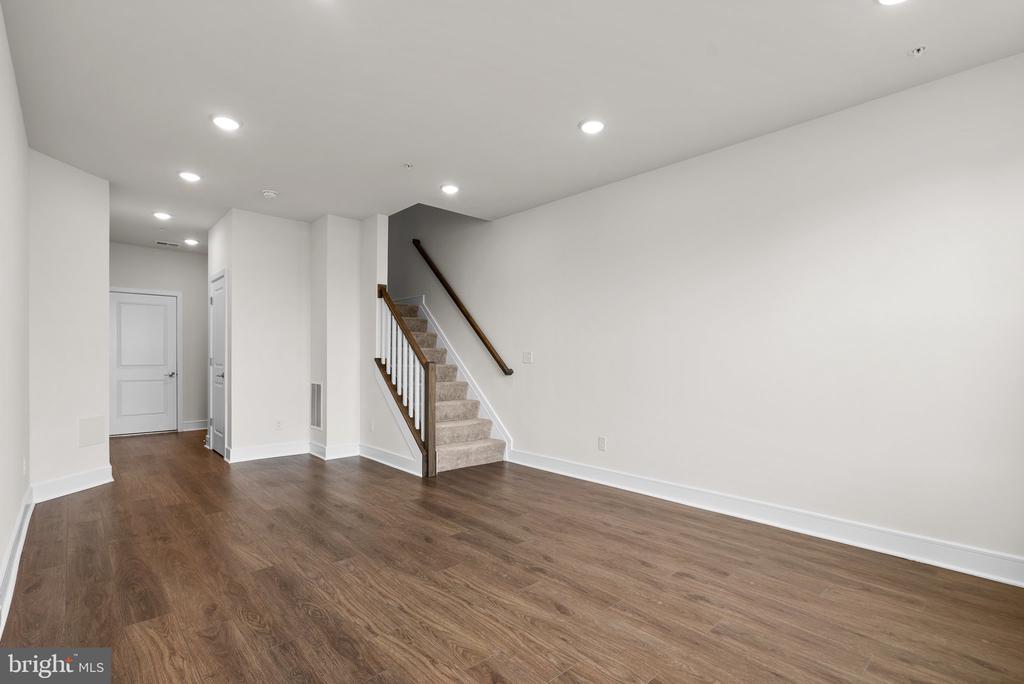 42660 Darala Dr