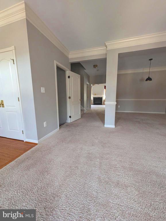 22535 WELBORNE MANOR SQ