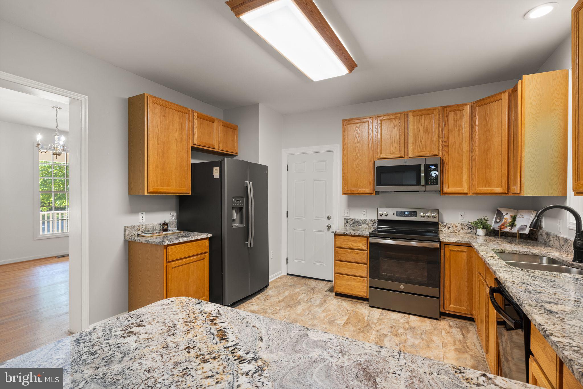 405 Heronwood Ct