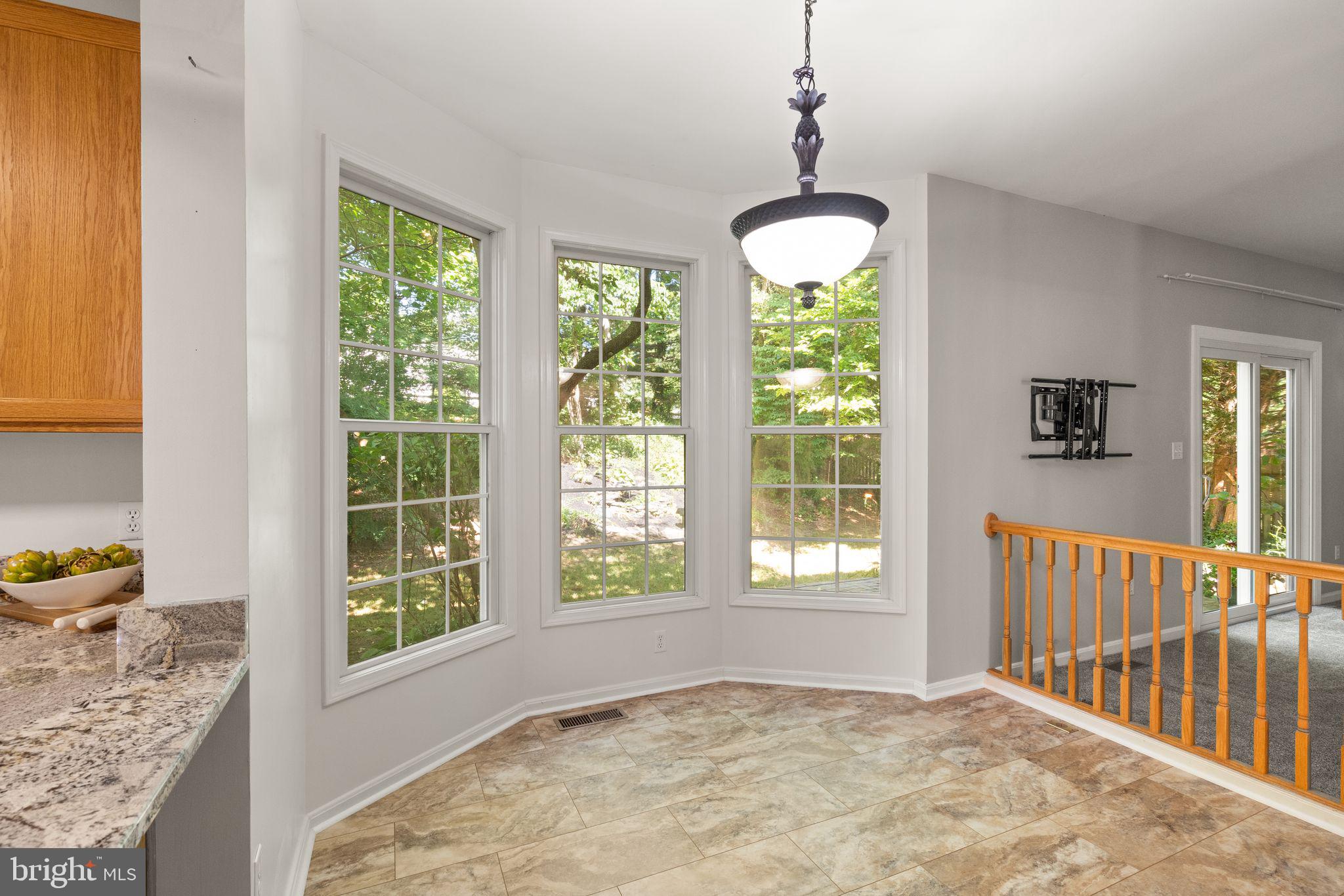 405 Heronwood Ct
