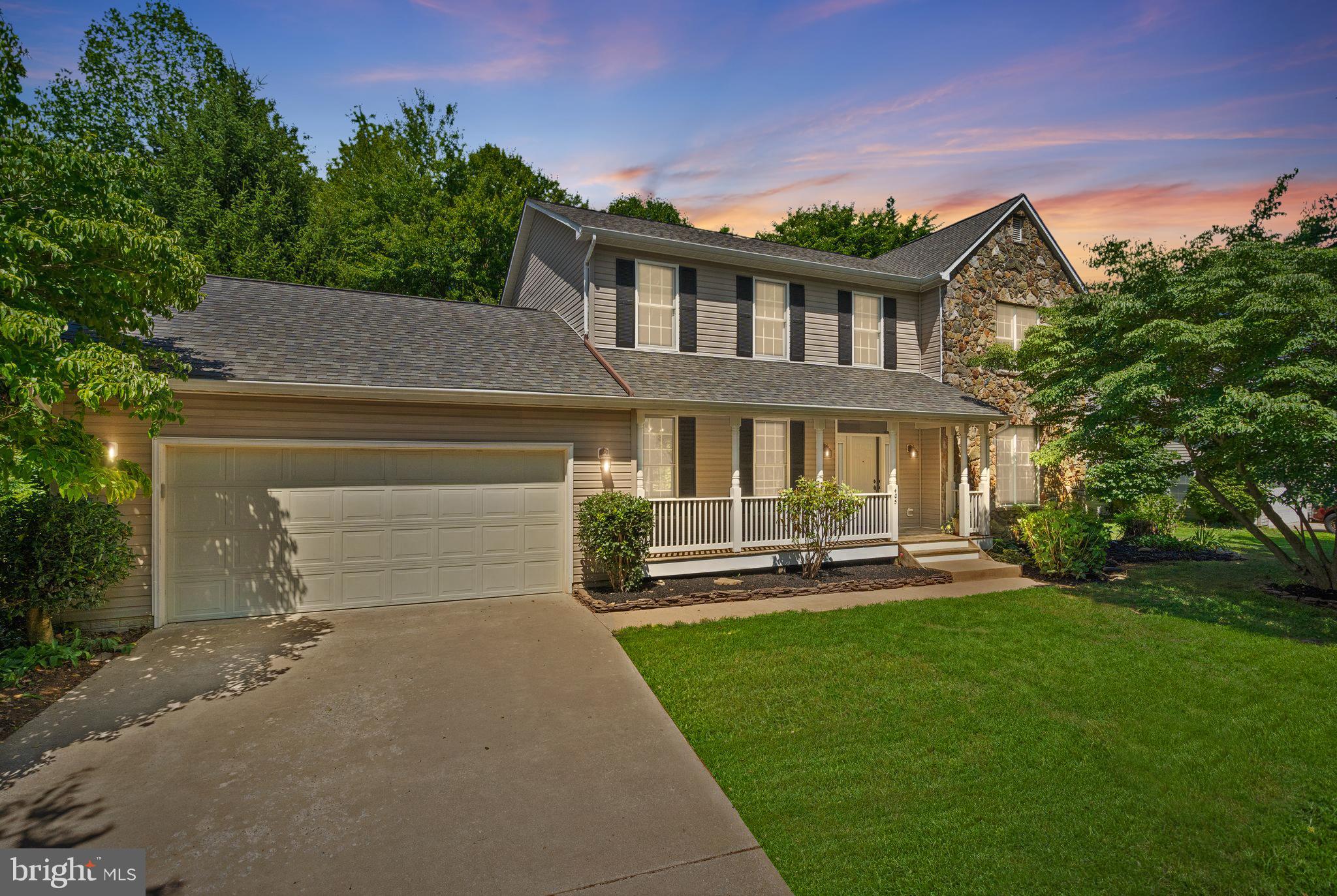 405 Heronwood Ct