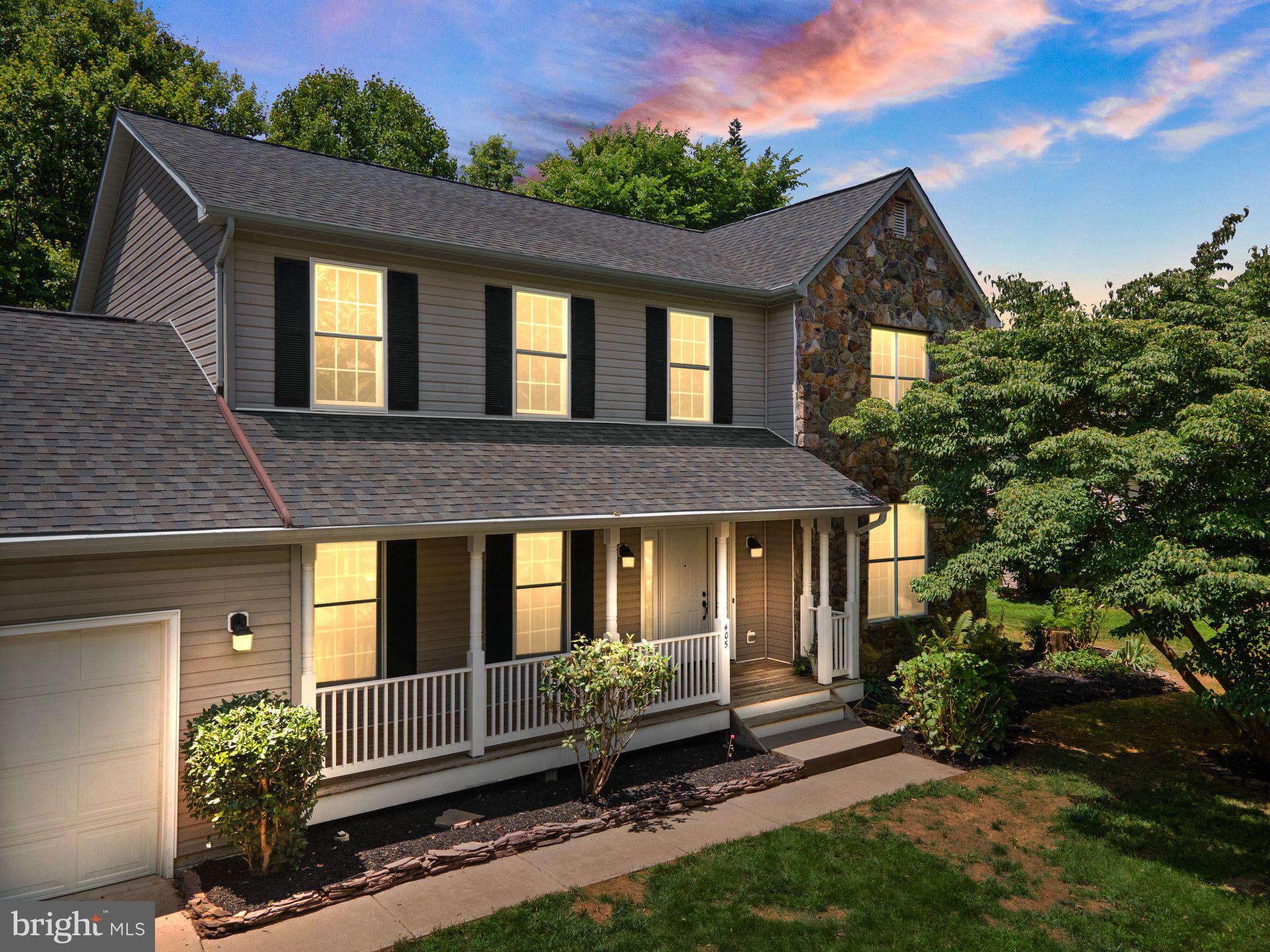 405 Heronwood Ct