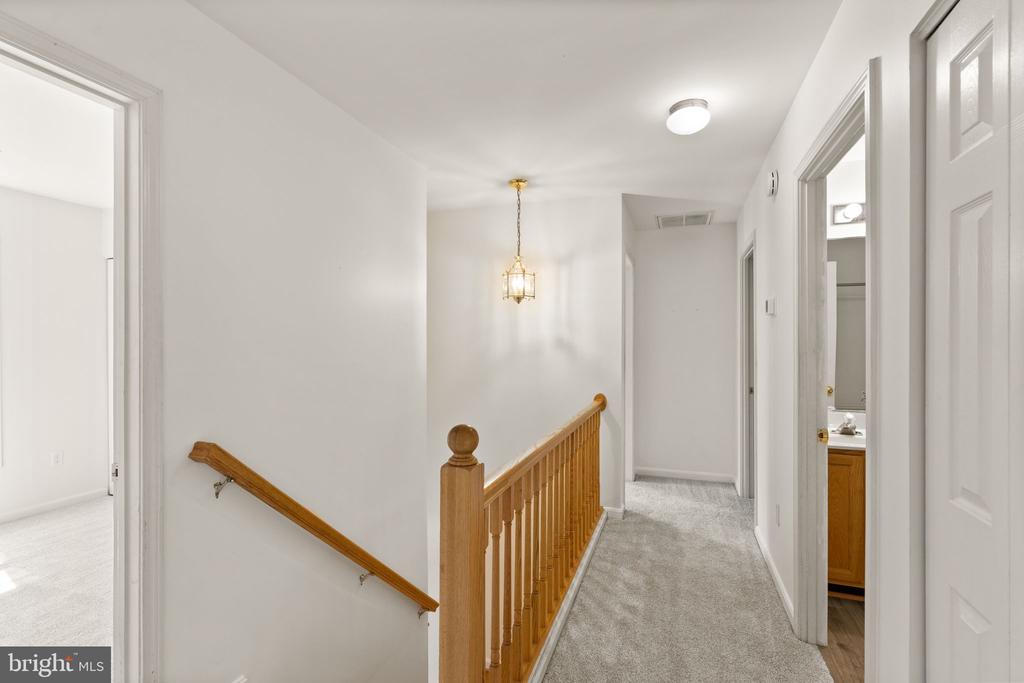 405 Heronwood Ct