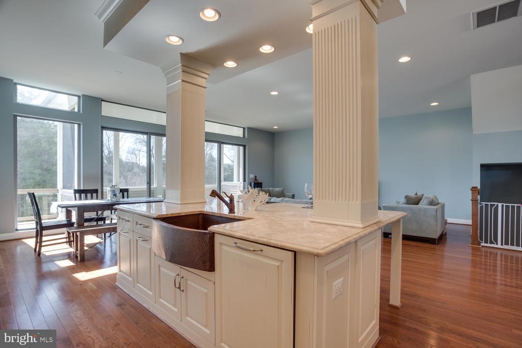 23435 EVENING PRIMROSE SQ