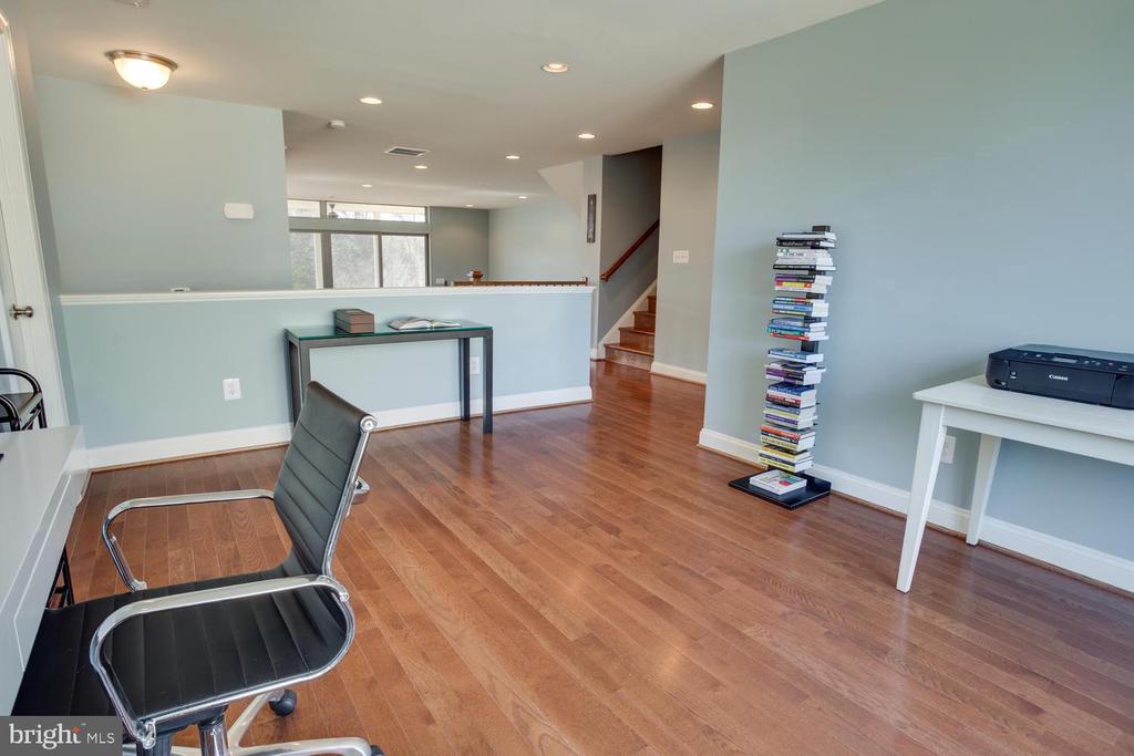 23435 EVENING PRIMROSE SQ