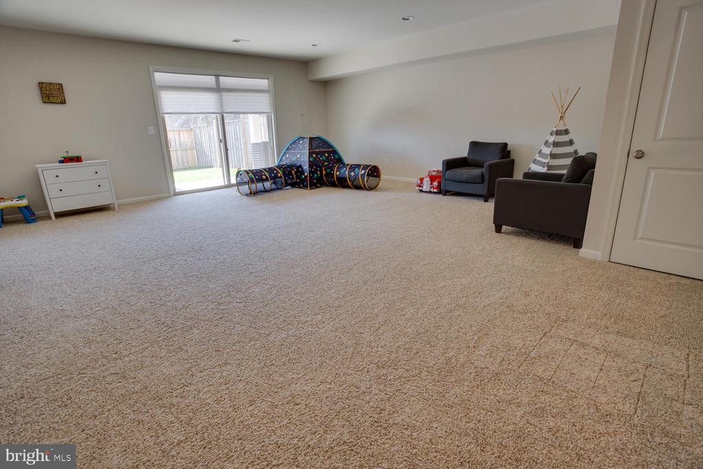 23435 EVENING PRIMROSE SQ