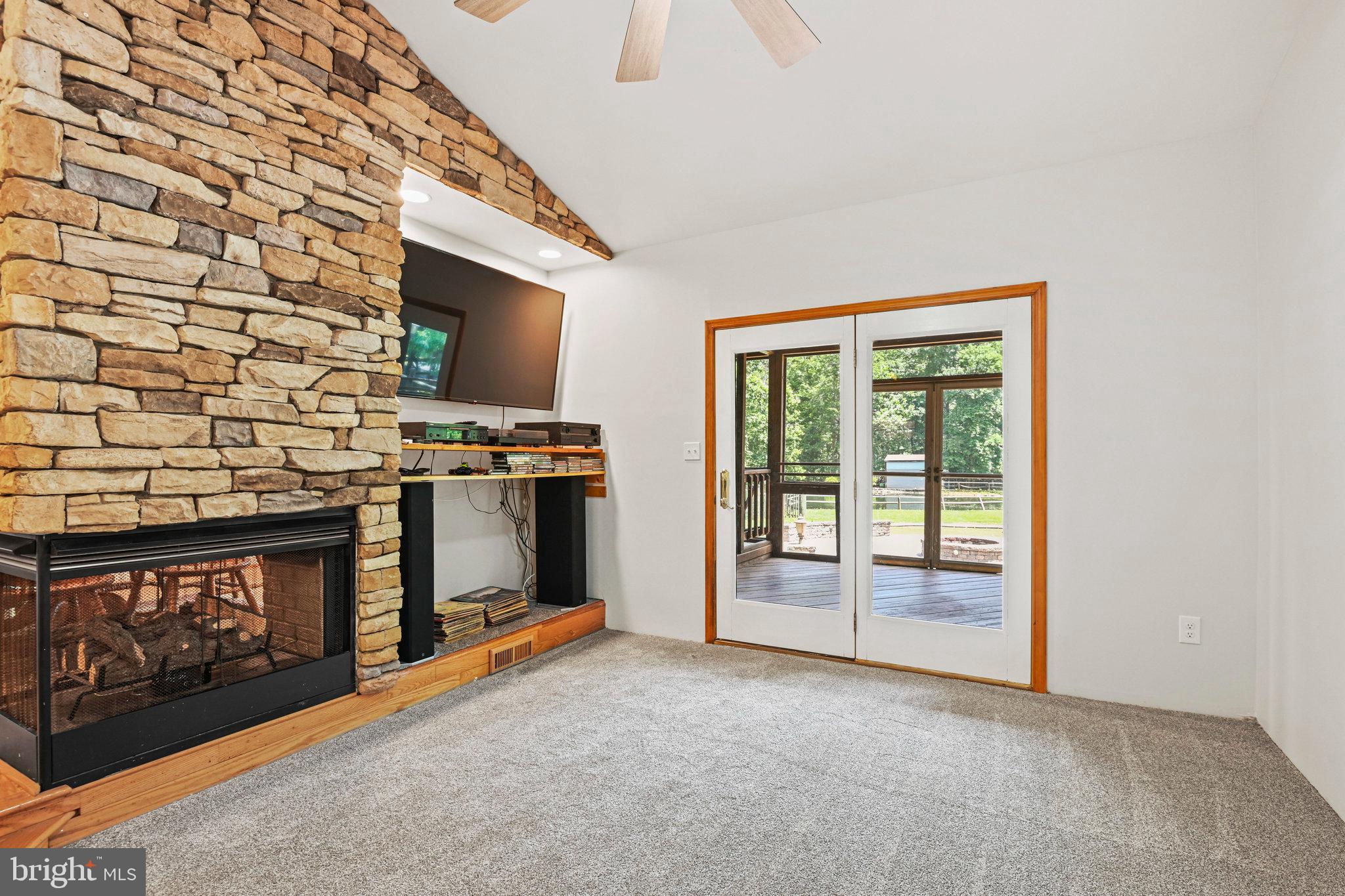 23786 NEW MOUNTAIN RD