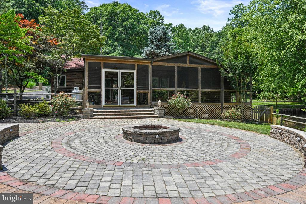 23786 NEW MOUNTAIN RD
