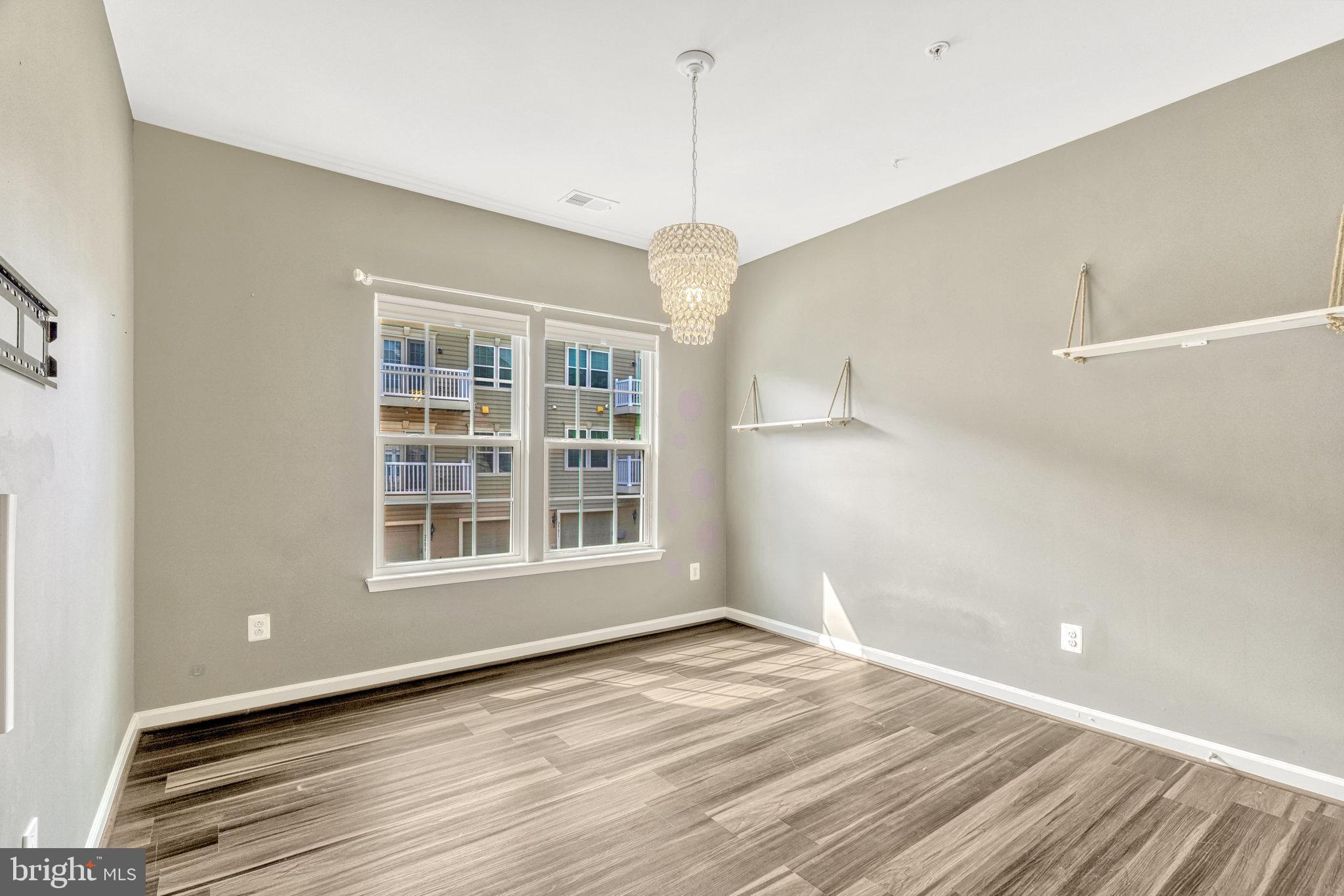 24678 FOOTED RIDGE TER