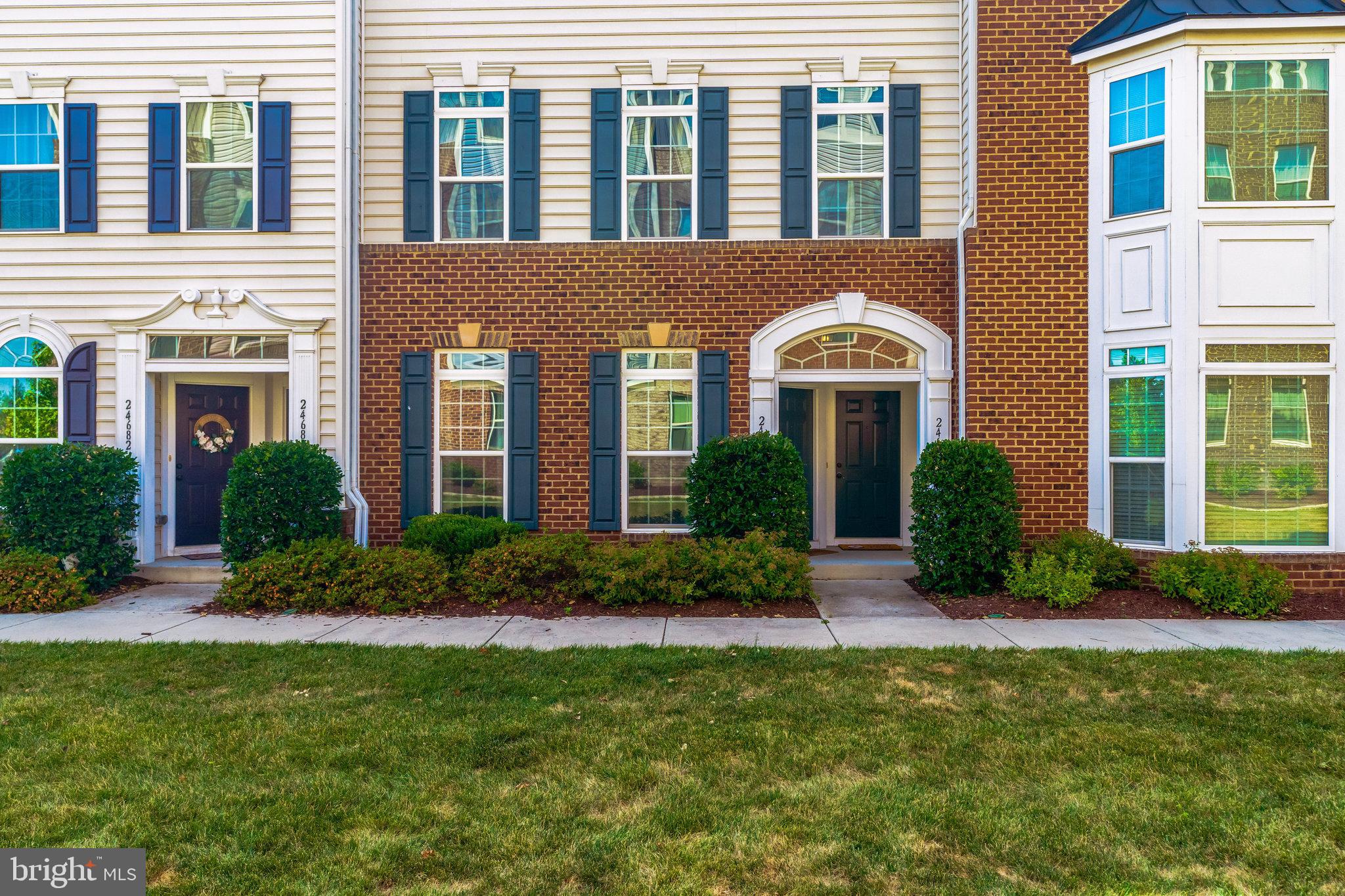 24678 FOOTED RIDGE TER