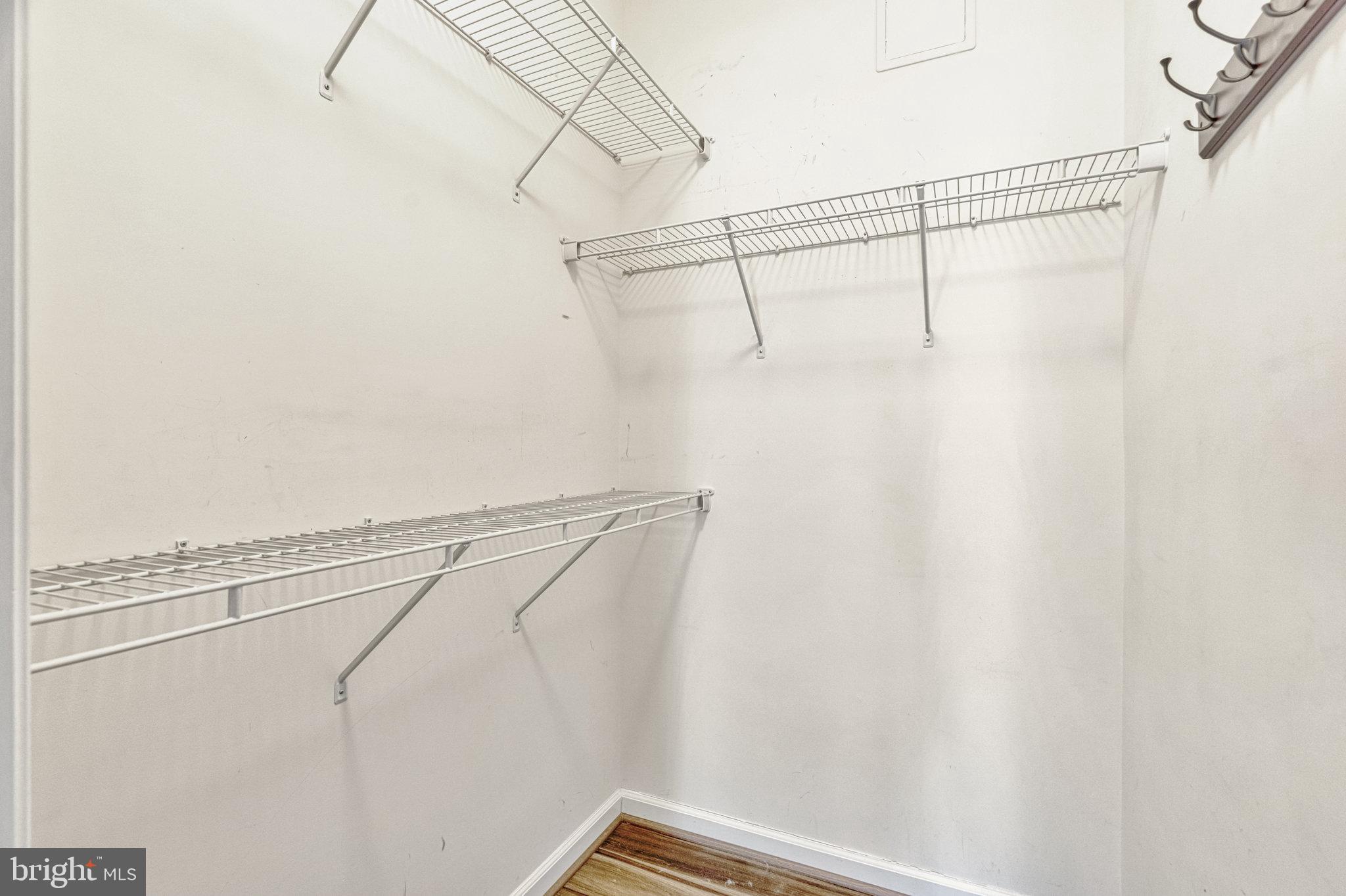 24678 FOOTED RIDGE TER