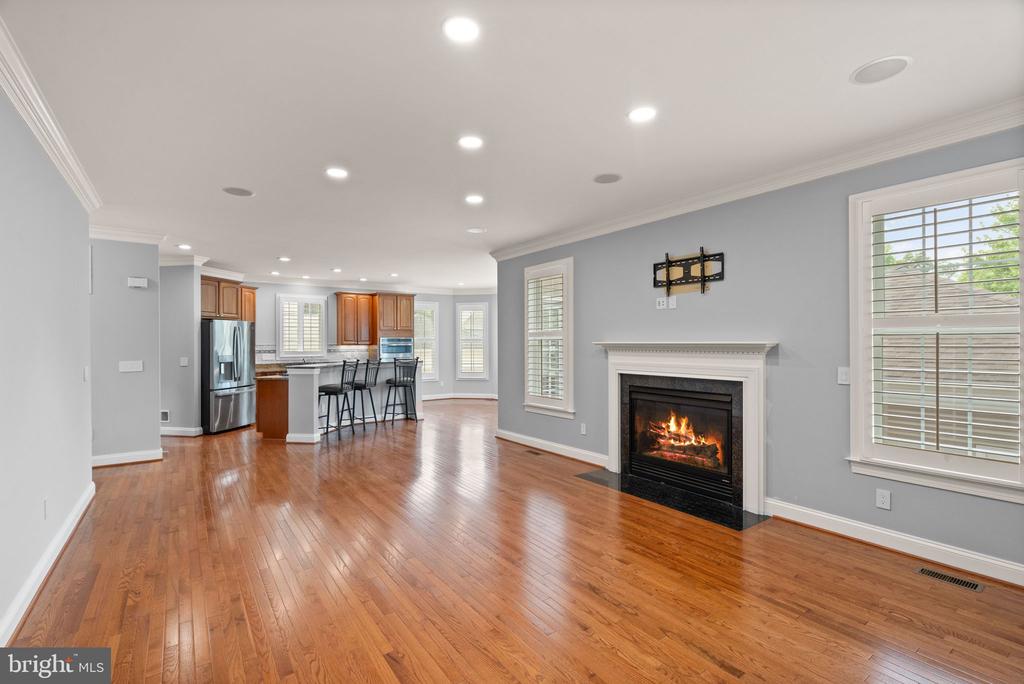 113 Amalfi Ct