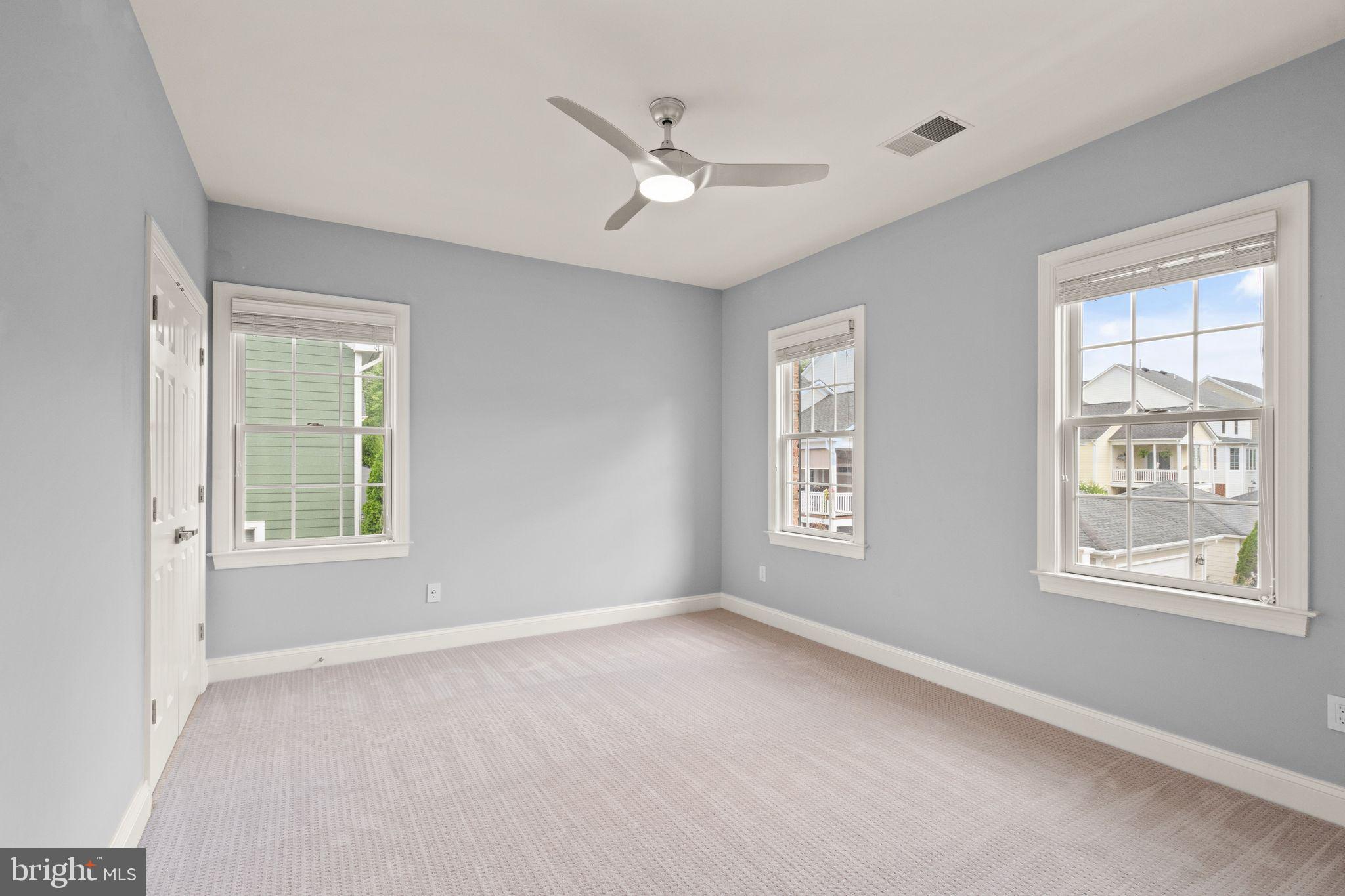 113 Amalfi Ct