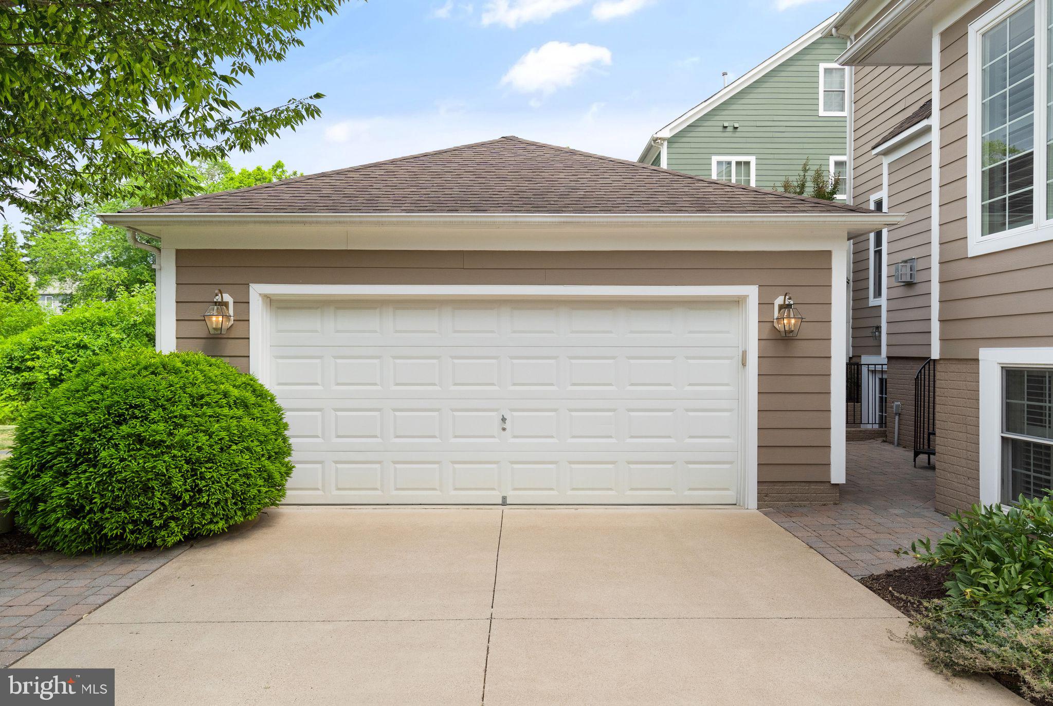 113 Amalfi Ct