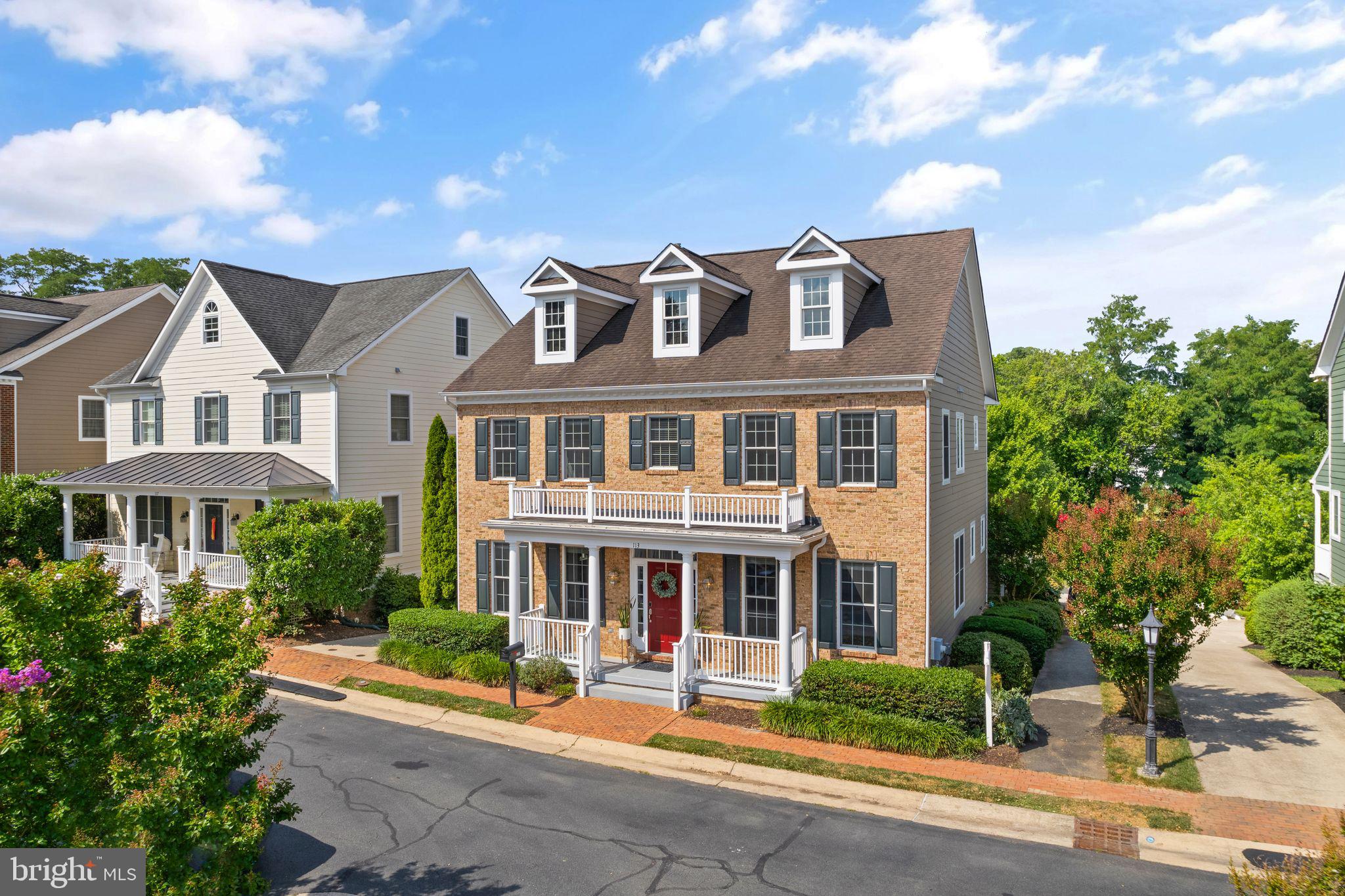 113 Amalfi Ct