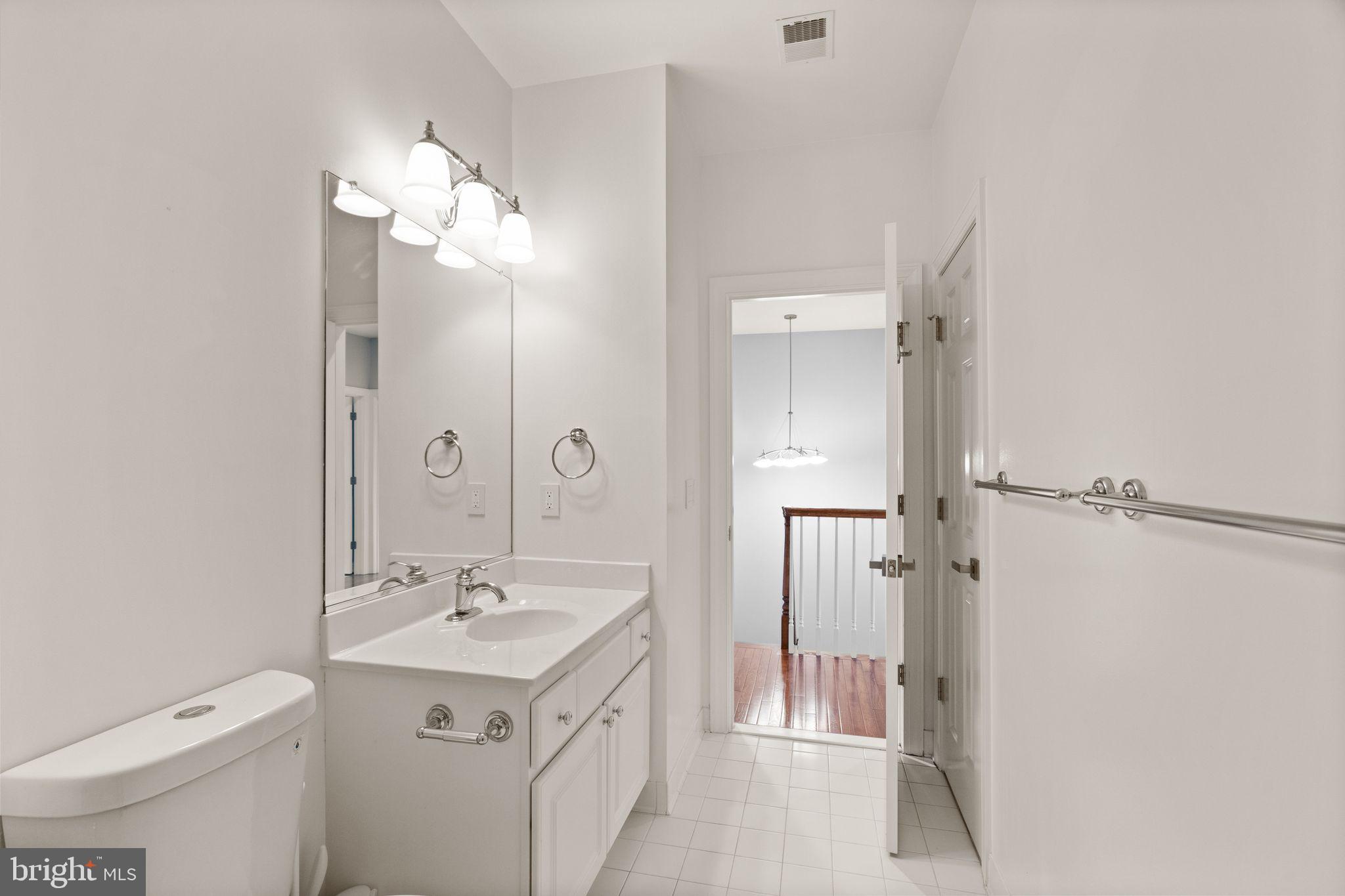 113 Amalfi Ct