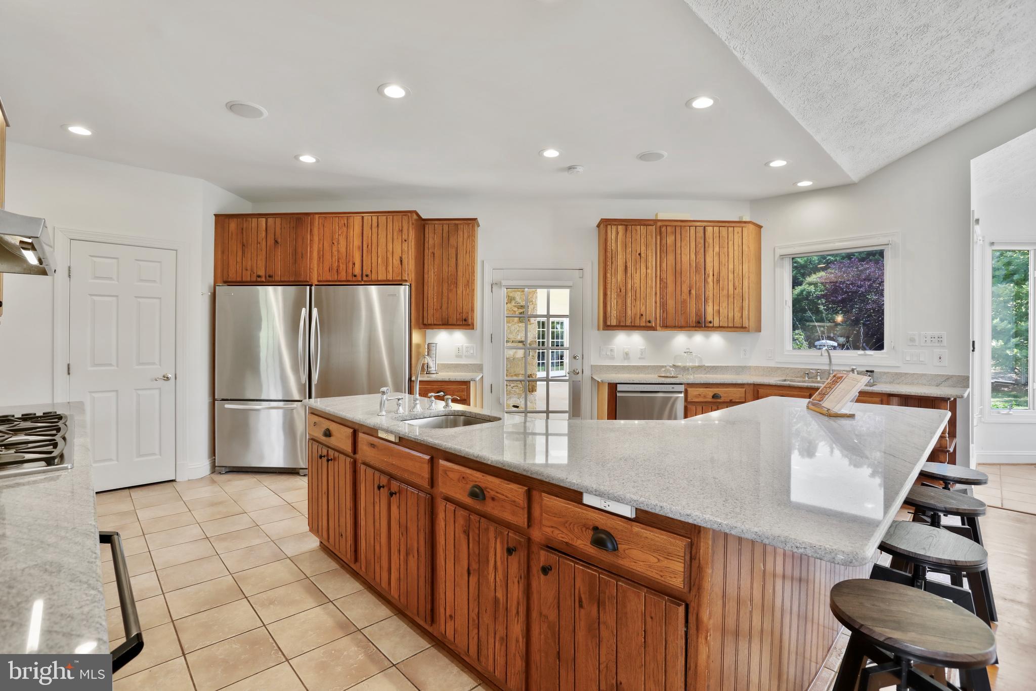 15200 Highview Ct