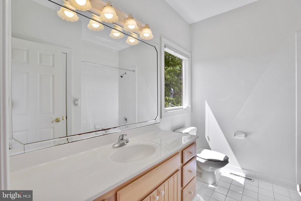 15200 Highview Ct