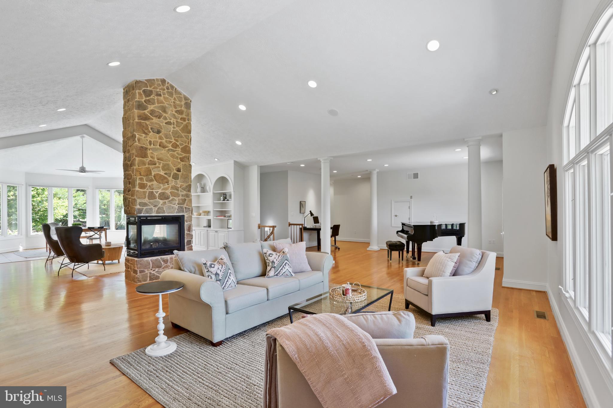 15200 Highview Ct