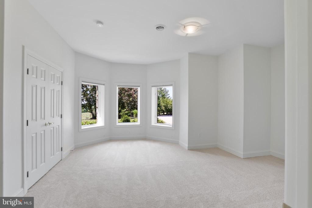 15200 Highview Ct