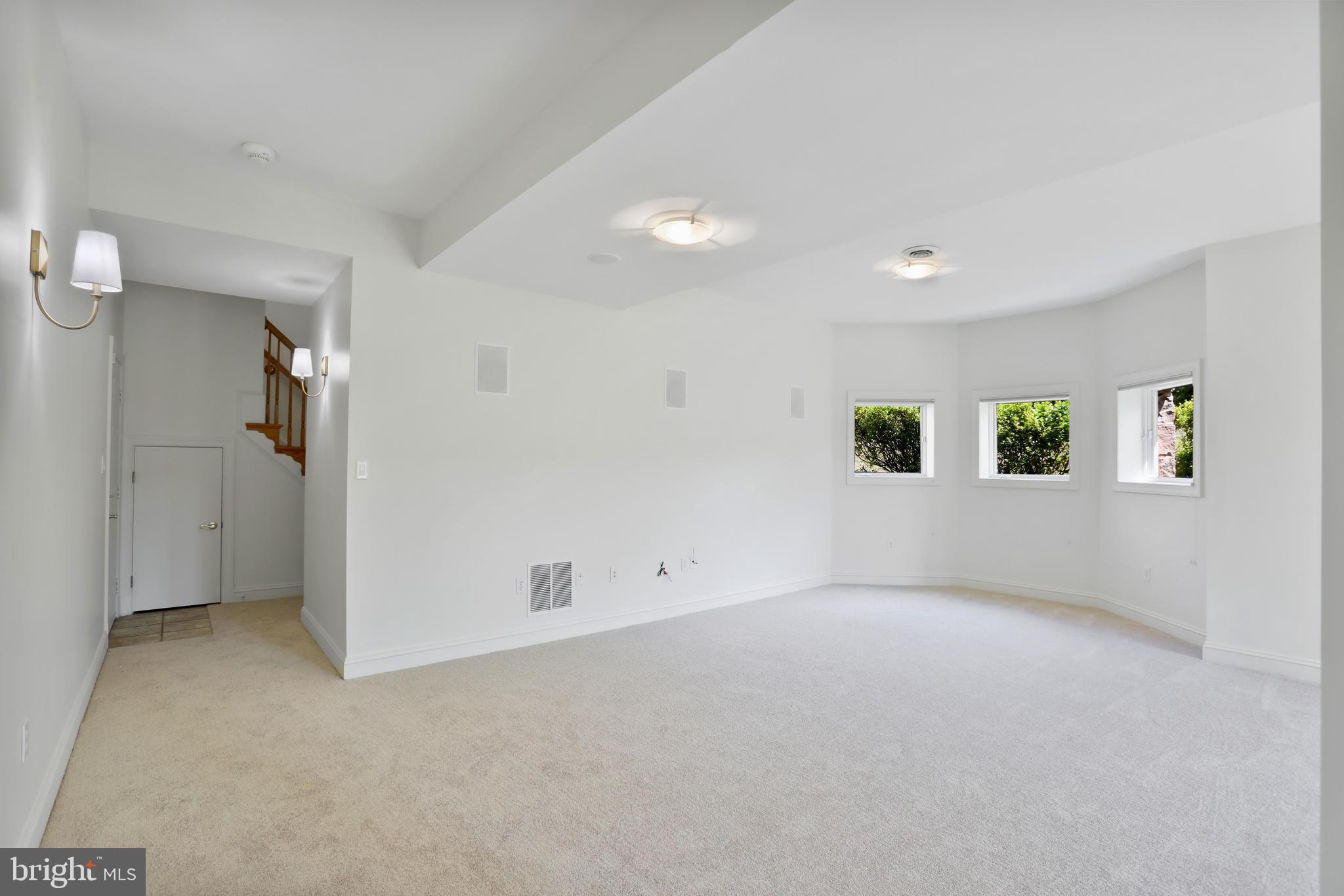 15200 Highview Ct