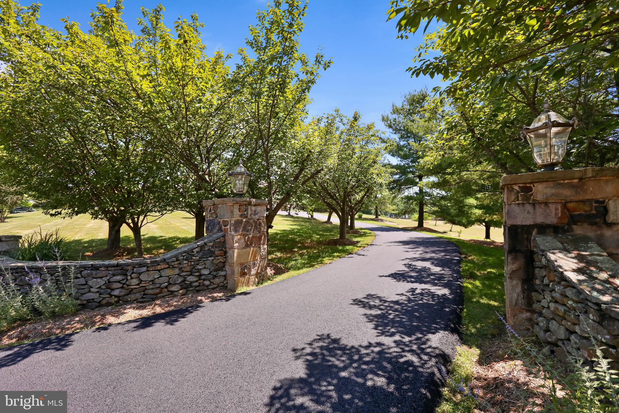 15200 Highview Ct