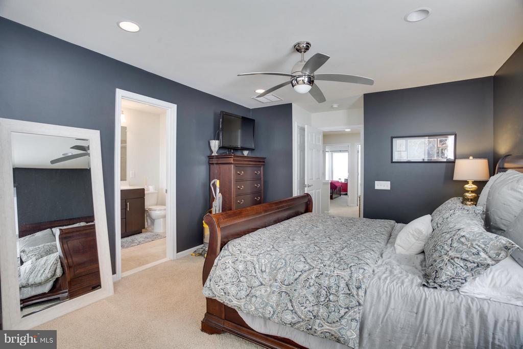 42675 NEW DAWN TER