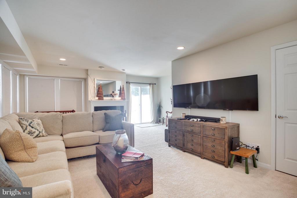 42675 NEW DAWN TER