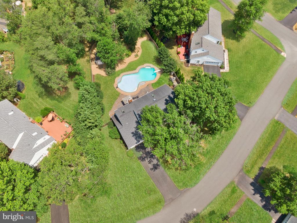 4 Moss Rd