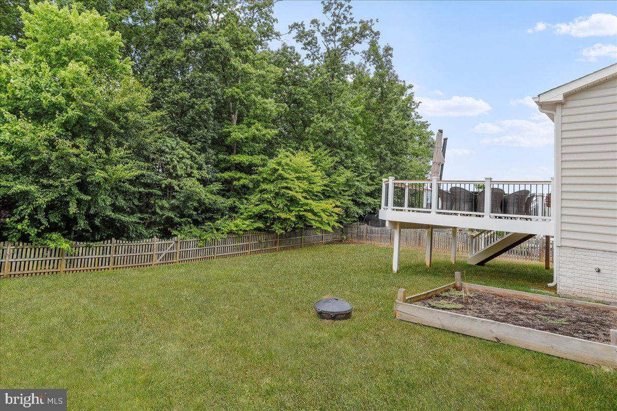 40594 Banshee Dr