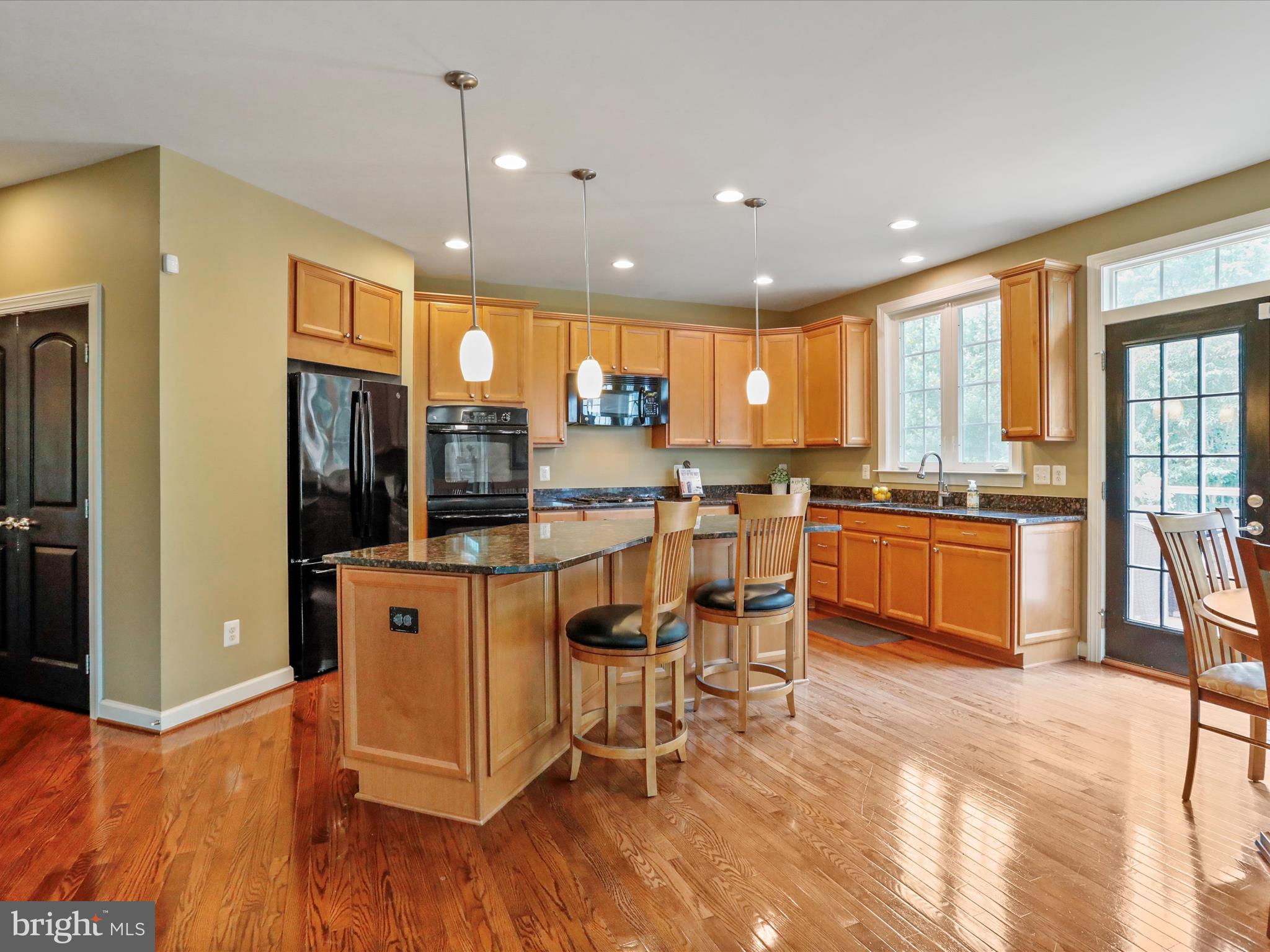 40594 Banshee Dr
