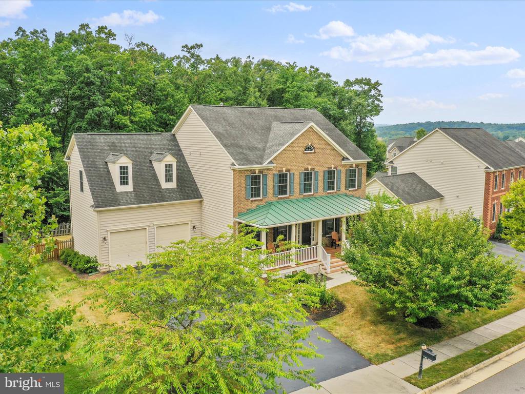40594 Banshee Dr