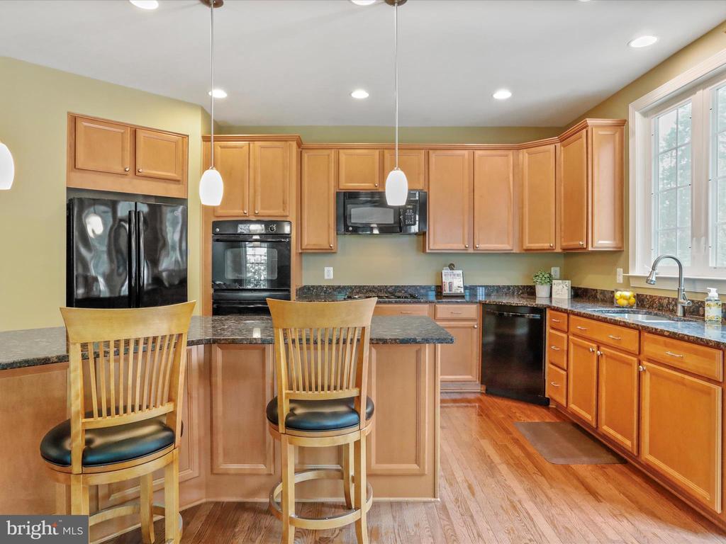 40594 Banshee Dr