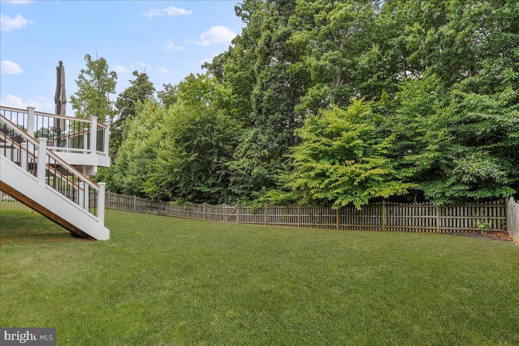 40594 Banshee Dr