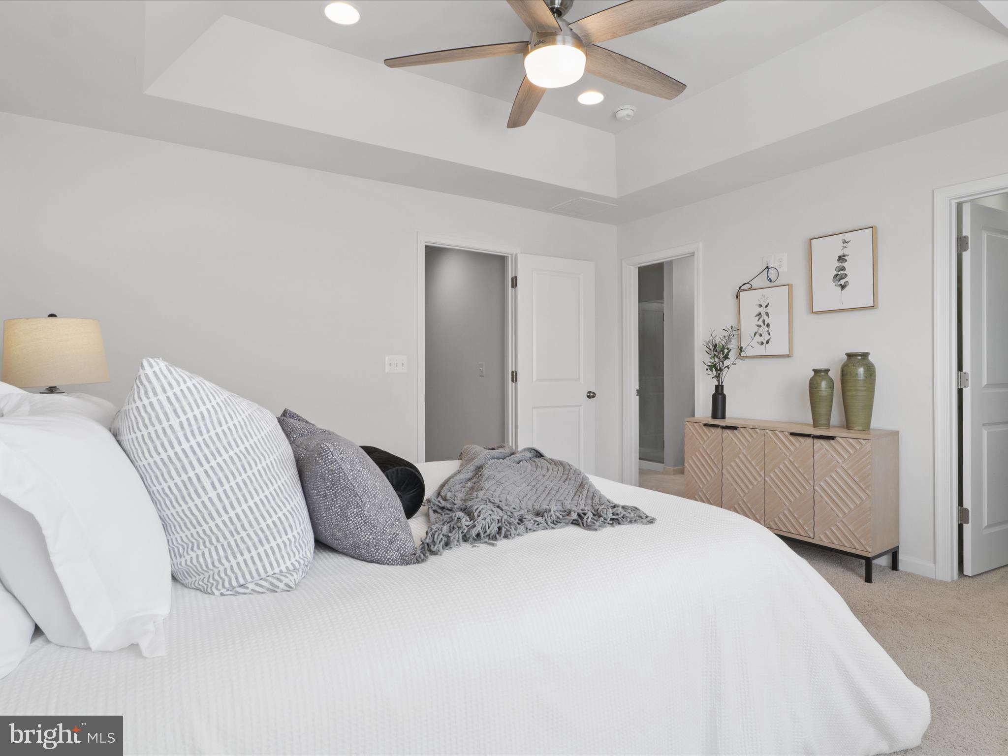 42361 Dogwood Glen Sq